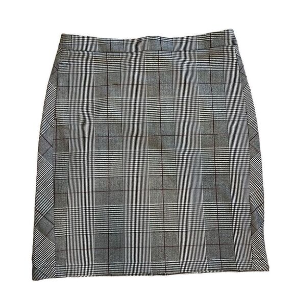 A New Day Gray Plaid Skirt with Side Pockets!!! Size 16. New Without Tags!! - Picture 1 of 10